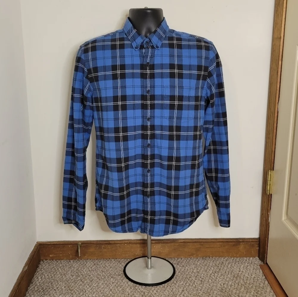 J. Crew Men's Oxford Slim Dress Shirt - Size (M) - Excellent Condition